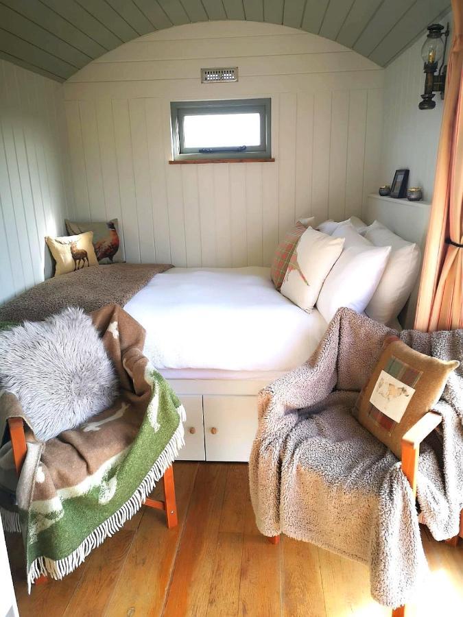 Fair Farm Hideaway Villa Waltham on the Wolds ภายนอก รูปภาพ