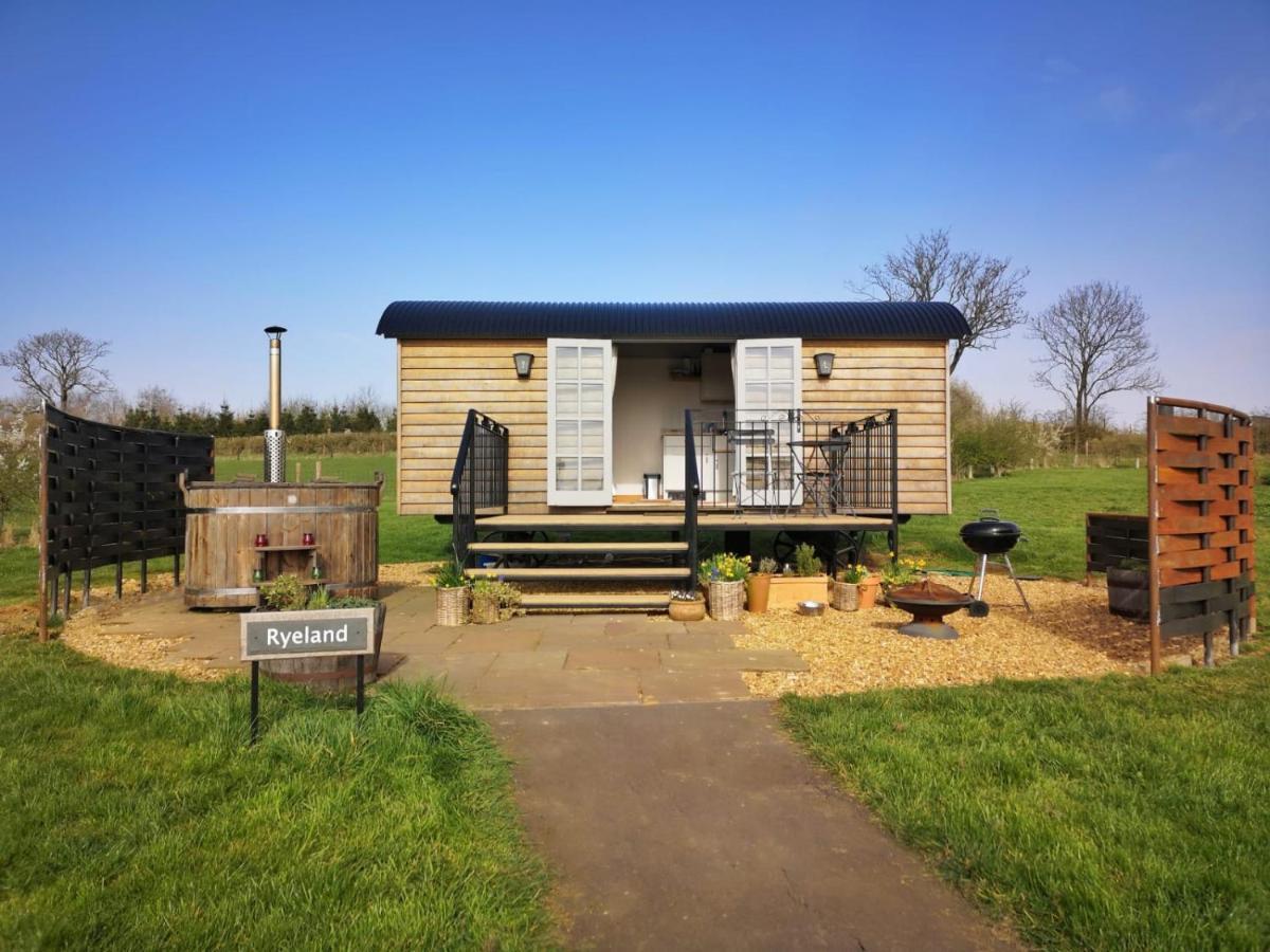 Fair Farm Hideaway Villa Waltham on the Wolds ภายนอก รูปภาพ