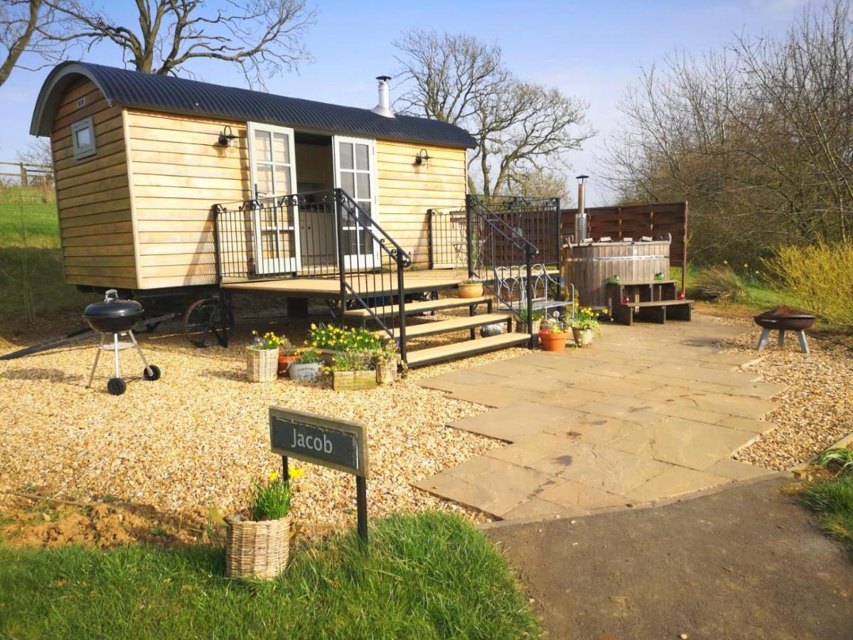 Fair Farm Hideaway Villa Waltham on the Wolds ภายนอก รูปภาพ