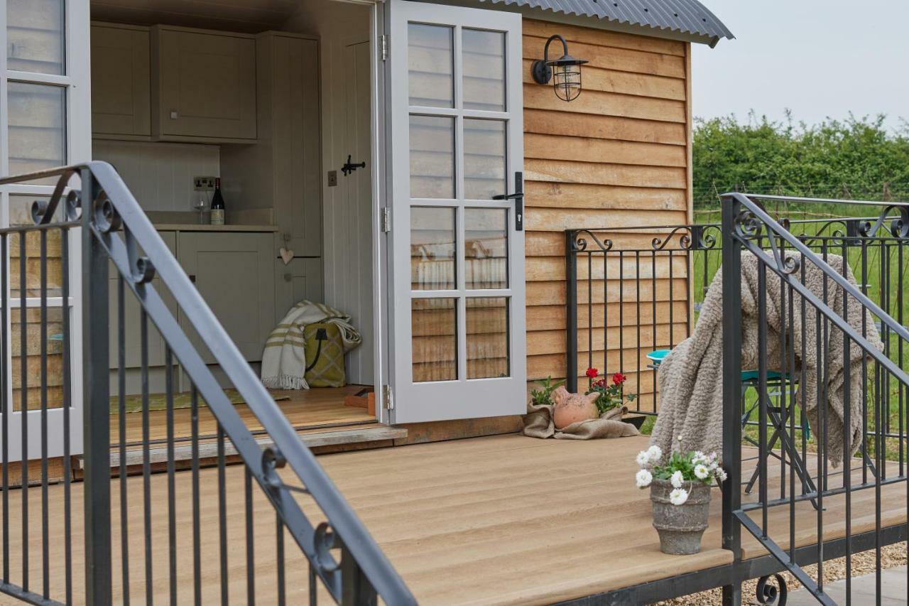 Fair Farm Hideaway Villa Waltham on the Wolds ภายนอก รูปภาพ
