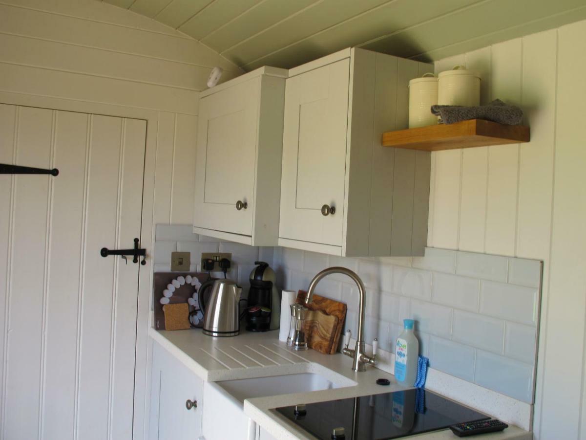 Fair Farm Hideaway Villa Waltham on the Wolds ภายนอก รูปภาพ
