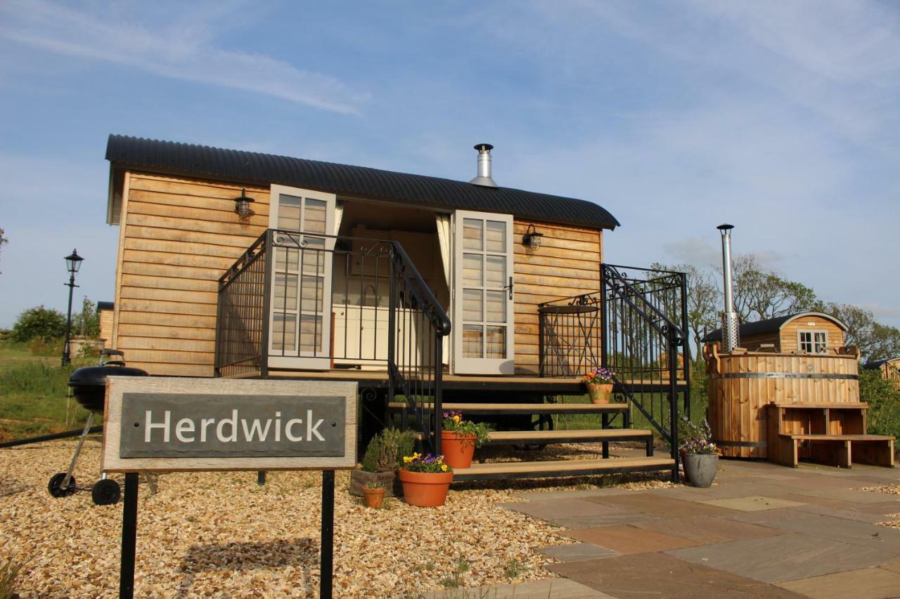 Fair Farm Hideaway Villa Waltham on the Wolds ภายนอก รูปภาพ