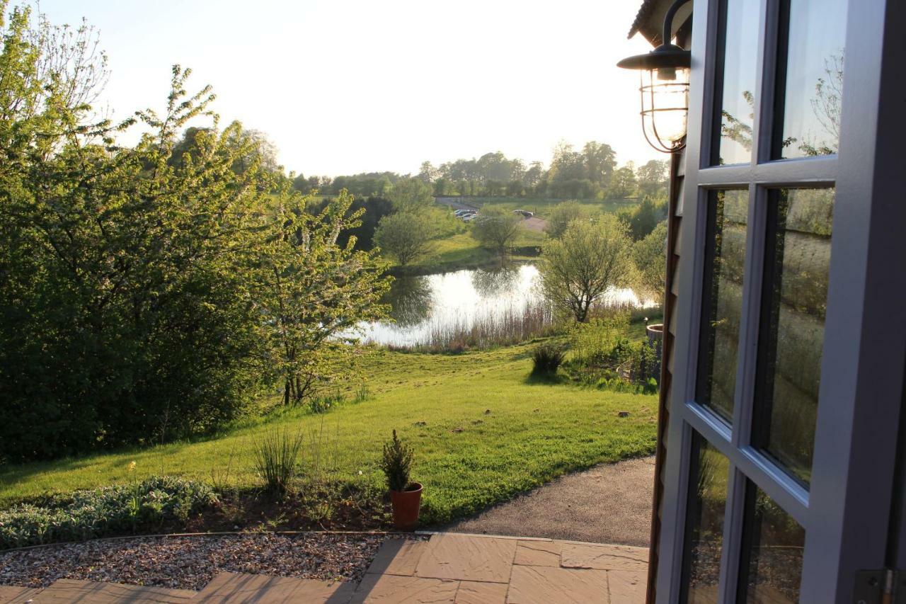 Fair Farm Hideaway Villa Waltham on the Wolds ภายนอก รูปภาพ