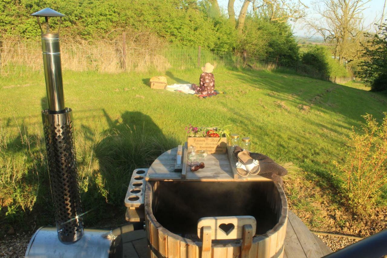 Fair Farm Hideaway Villa Waltham on the Wolds ภายนอก รูปภาพ