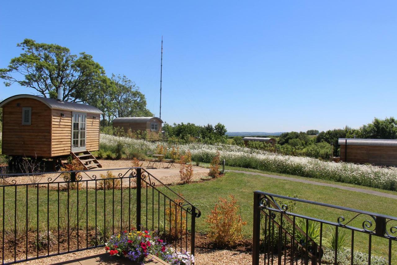 Fair Farm Hideaway Villa Waltham on the Wolds ภายนอก รูปภาพ