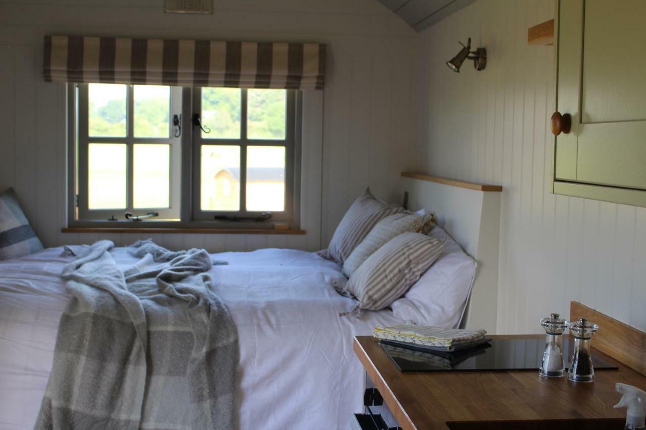 Fair Farm Hideaway Villa Waltham on the Wolds ภายนอก รูปภาพ